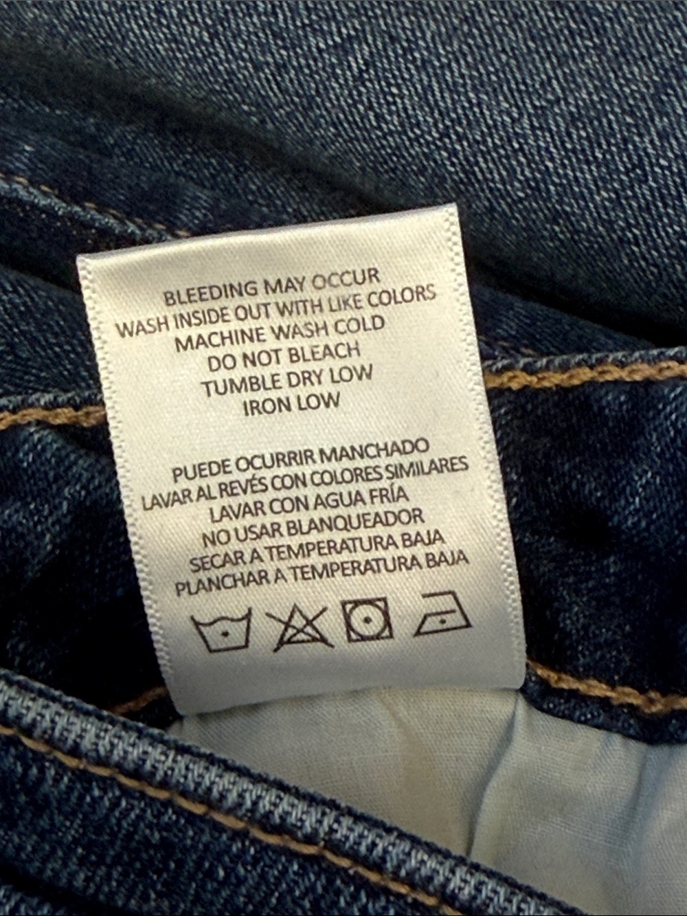 Hidden Jeans Happi Flare Stretch Mid Rise Jeans Size 26 - Picture 7 of 9